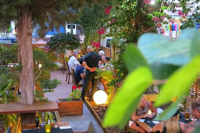 Restaurante Zebra Steak and Grill