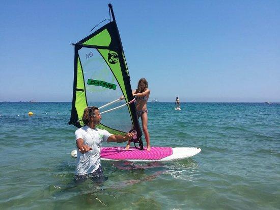 Ascanio Surf School