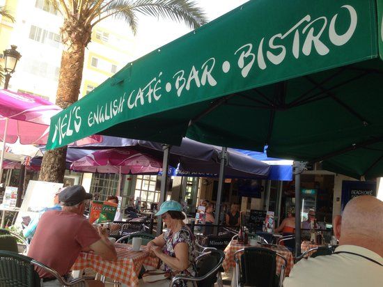 Mel's English Bar