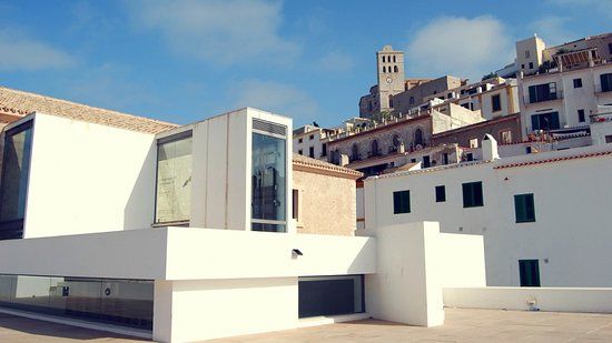 el Museo de Arte Contemporáneo de Ibiza